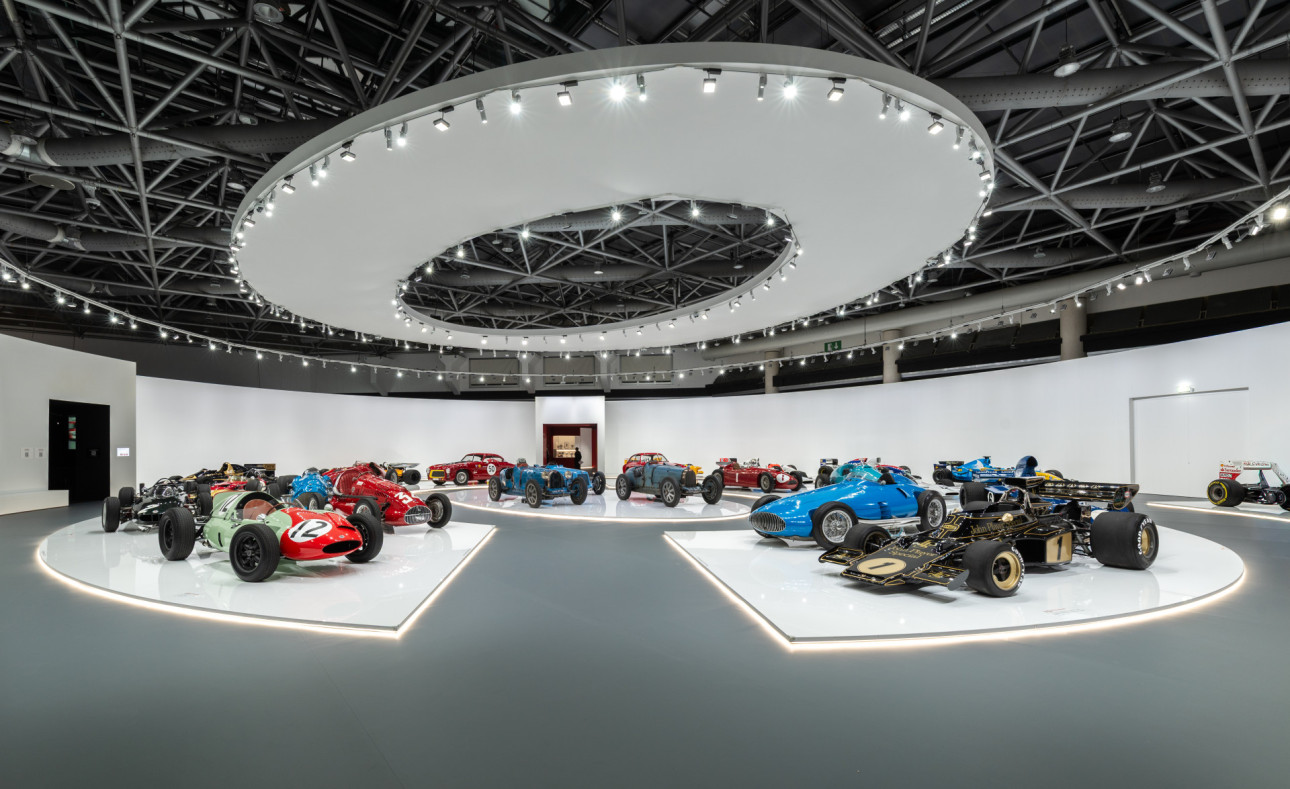 MONACO ET L'AUTOMOBILE, DE 1893 À NOS JOURS